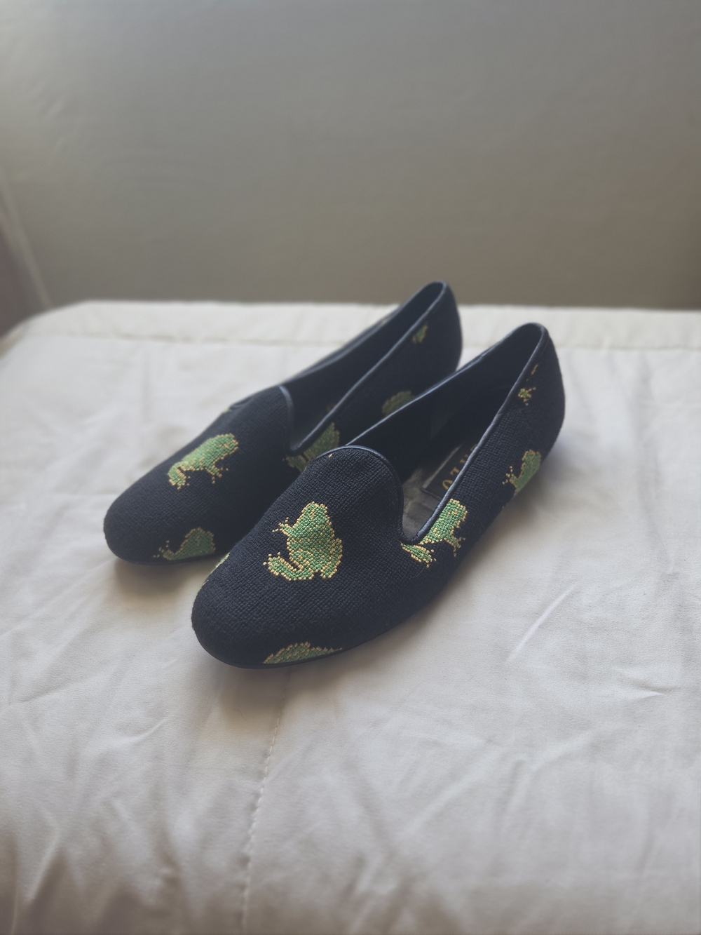 ZALO Frog Needlepoint Loafers Black Green Women’s Size 8 - Picture 2 of 5